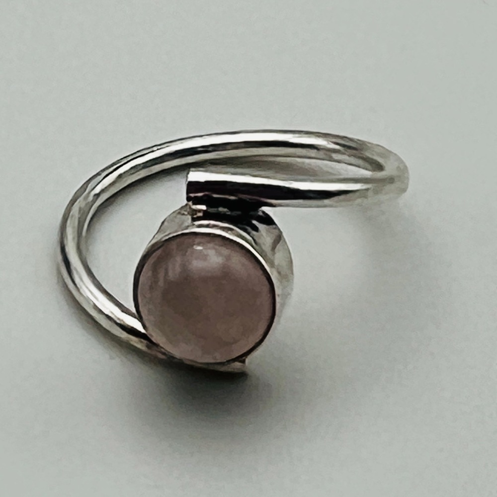 Pink Rose Quartz Cabochon Ring Minimalist Modern Size 8 Silver Tone Statement